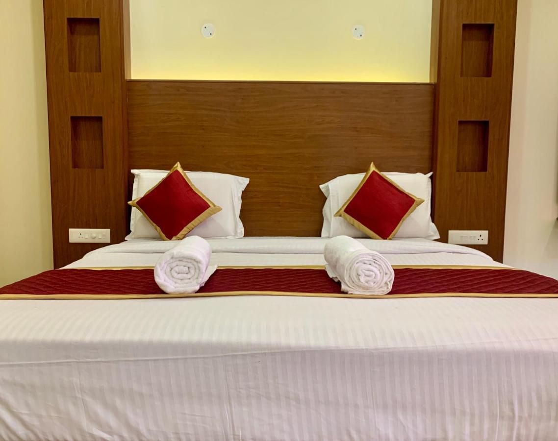 Meridian Castle Pondicherry Exterior photo