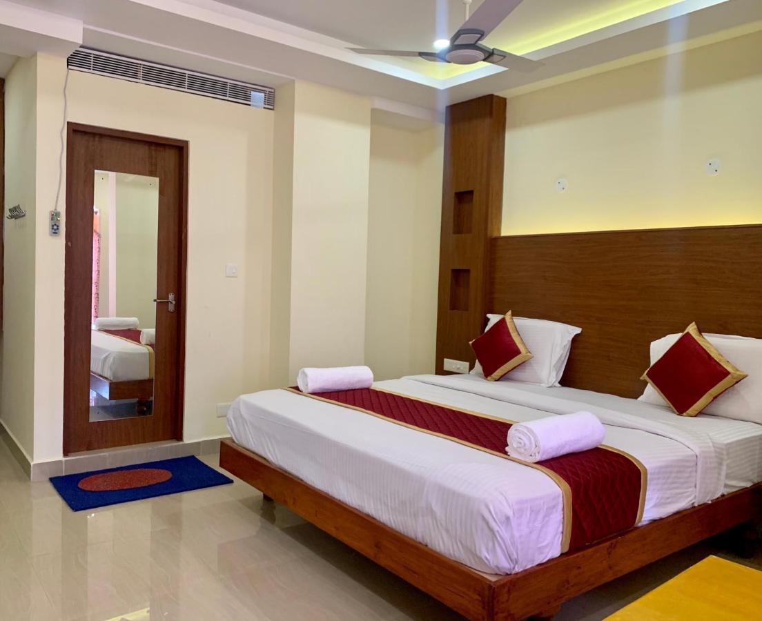 Meridian Castle Pondicherry Exterior photo